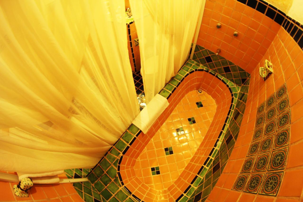 Hotel Casa Armonia トラケパケ エクステリア 写真