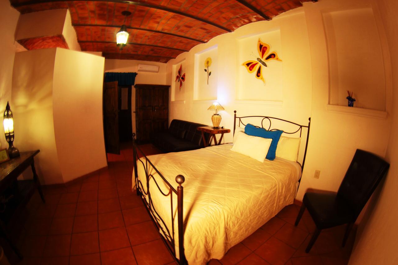 Hotel Casa Armonia トラケパケ エクステリア 写真