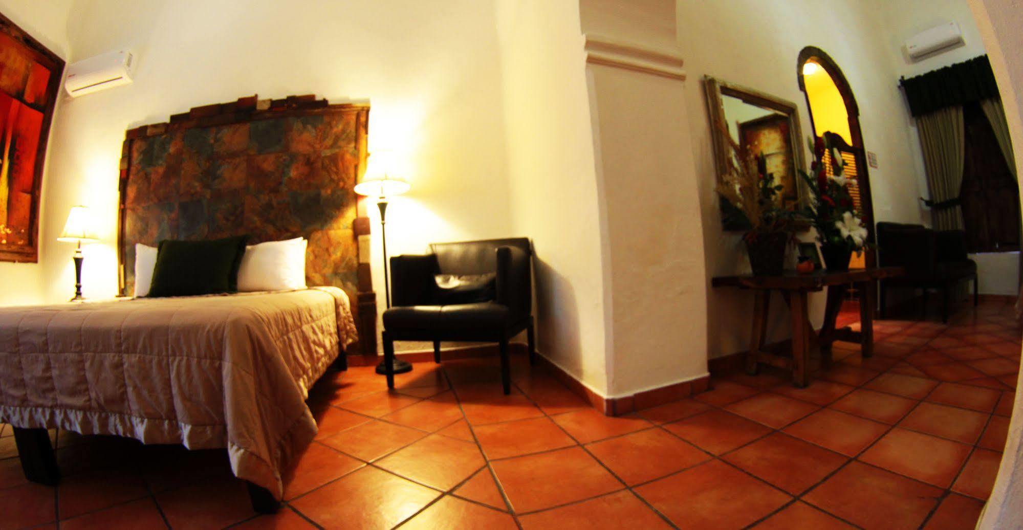 Hotel Casa Armonia トラケパケ エクステリア 写真
