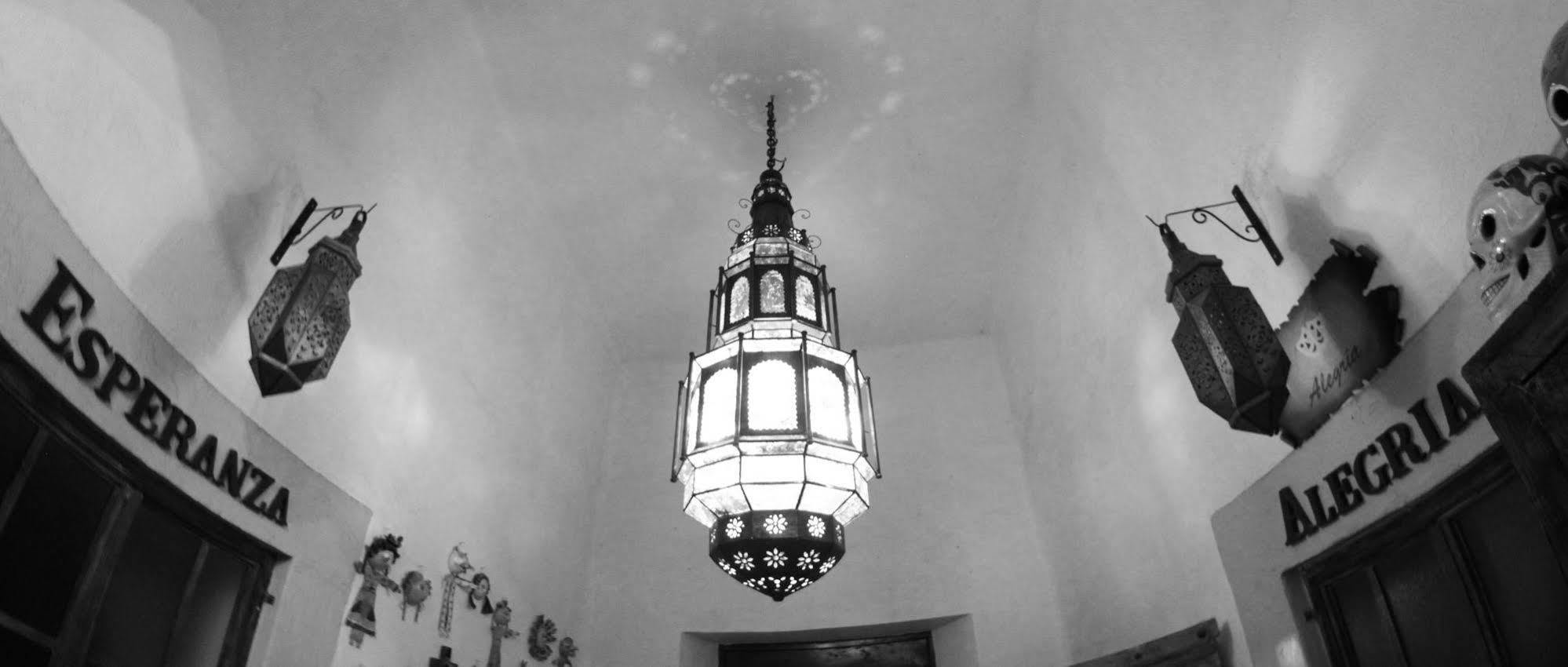 Hotel Casa Armonia トラケパケ エクステリア 写真