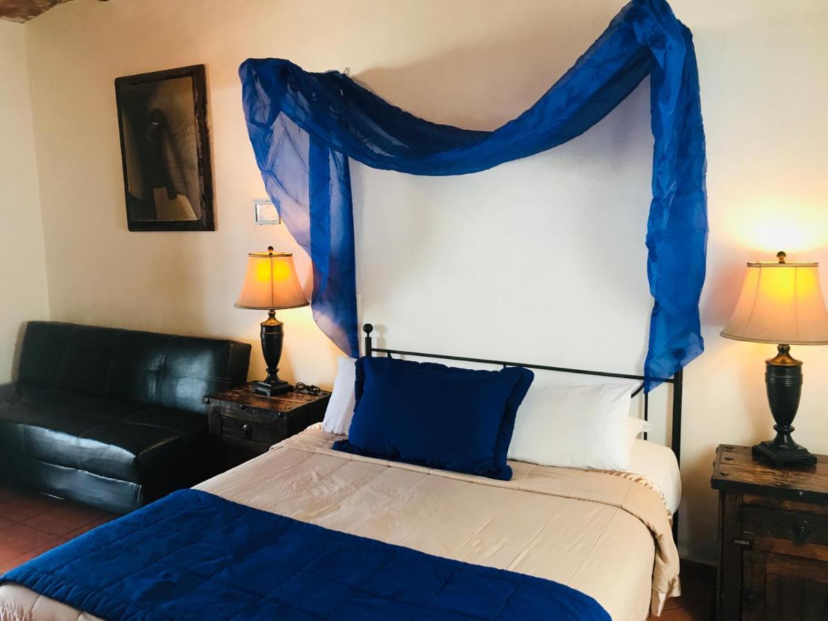 Hotel Casa Armonia トラケパケ エクステリア 写真
